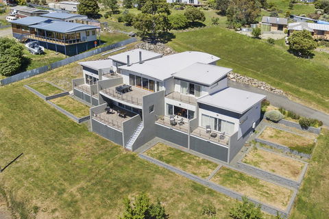 The Cove Kettering - New South Wales Tourism  1