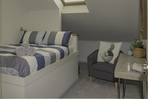 South Arm Luxury Loft - New South Wales Tourism  9