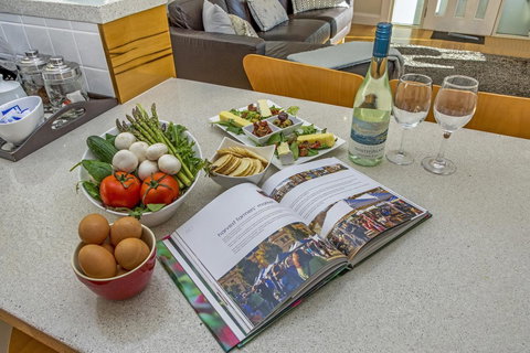 Topiary Haven - New South Wales Tourism  6