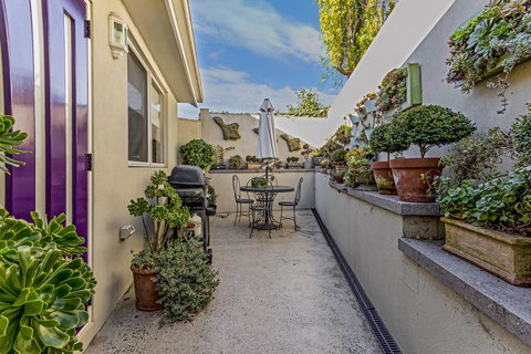 Topiary Haven - New South Wales Tourism  13