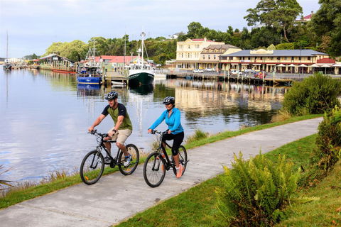 Strahan Village - New South Wales Tourism  3