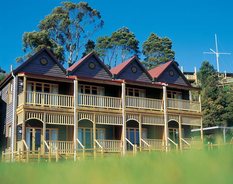 Strahan Village - New South Wales Tourism  18