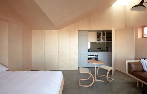 The Bae TAS - New South Wales Tourism  2