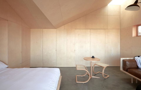 The Bae TAS - New South Wales Tourism  1