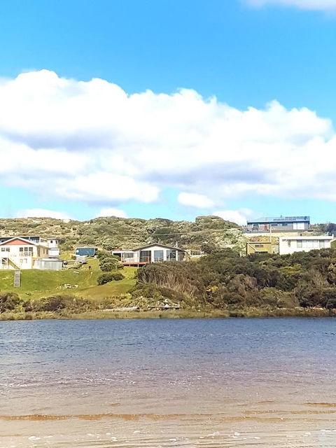 Ocean View Cottage - New South Wales Tourism  6