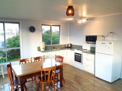 Ocean View Cottage - New South Wales Tourism  12