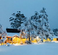 Cradle Mountain Wilderness Village - New South Wales Tourism 
