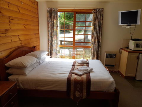 Cradle Forest Inn - New South Wales Tourism  6