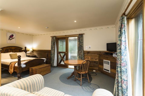 Cradle Forest Inn - New South Wales Tourism  12