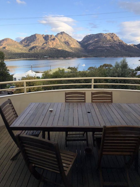 Freycinet Beach House - New South Wales Tourism  2