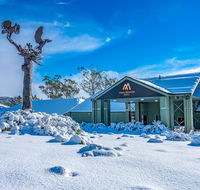 Cradle Mountain Hotel - New South Wales Tourism 
