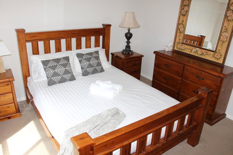 Front Row Beachfront - New South Wales Tourism  8