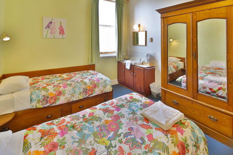 Astor Private Hotel - New South Wales Tourism  13