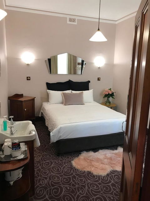 Astor Private Hotel - New South Wales Tourism  1