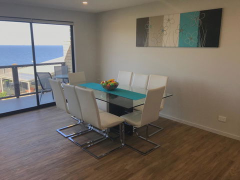 Self Contained Beach View Apartment - New South Wales Tourism  3
