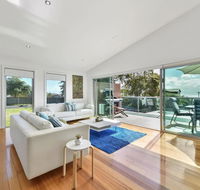 Seas The Day - Seaside Getaway - New South Wales Tourism 