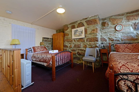 Edinburgh Gallery Bed & Breakfast - New South Wales Tourism  10