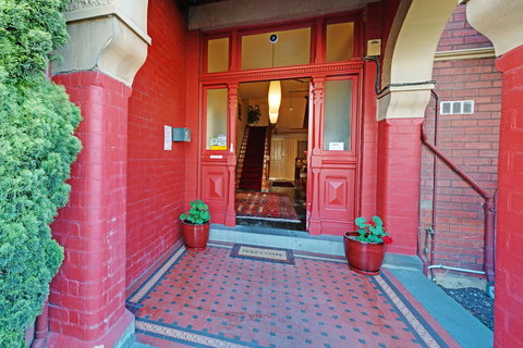 Edinburgh Gallery Bed & Breakfast - New South Wales Tourism  1
