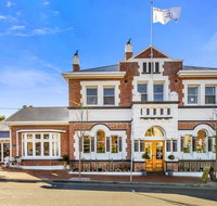 Cygnet Old Bank - New South Wales Tourism 