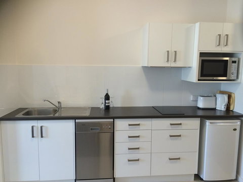 Abel Tasman Airport Motor Inn - New South Wales Tourism  36