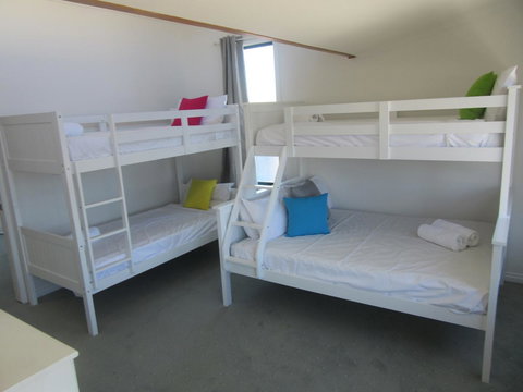 Abel Tasman Airport Motor Inn - New South Wales Tourism  20