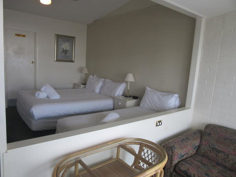 Abel Tasman Airport Motor Inn - New South Wales Tourism  28