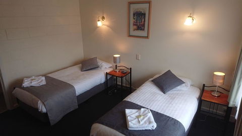 Mt Lyell Motor Inn - New South Wales Tourism  27