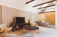 Devine Stays - Hayloft on ELizabeth