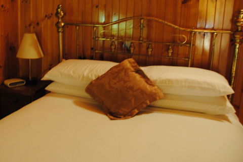 The Wombat Cottage - New South Wales Tourism  9