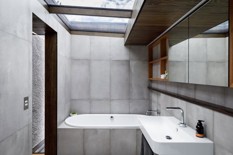 Blue Magnolia - New South Wales Tourism  32