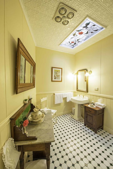 Touchwood Cottages - New South Wales Tourism  36