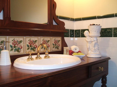 Touchwood Cottages - New South Wales Tourism  22