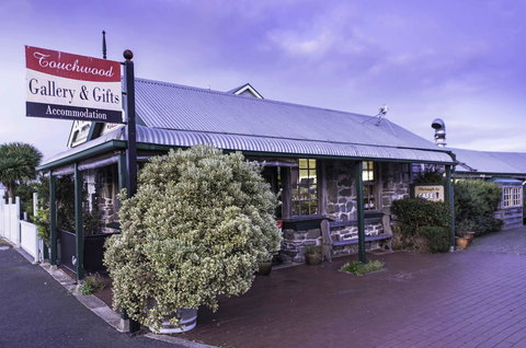 Touchwood Cottages - New South Wales Tourism  6