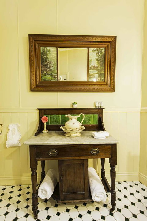 Touchwood Cottages - New South Wales Tourism  37