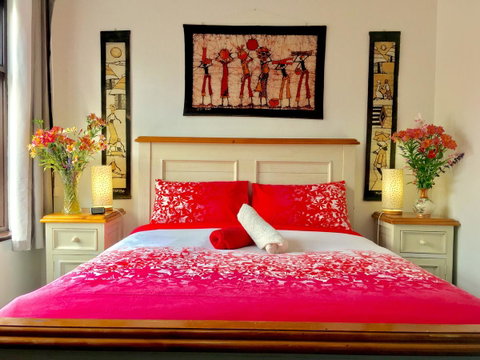 Hobart's Accommodation & Hostel - New South Wales Tourism  0
