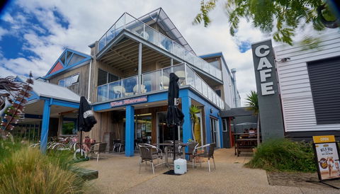 The Island Accommodation - New South Wales Tourism  13