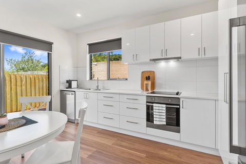 Rosewater Townhouses Dromana - New South Wales Tourism  8