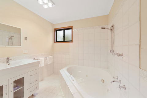 High Country Holiday Park - New South Wales Tourism  12