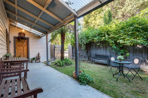 Avalon House - New South Wales Tourism  32