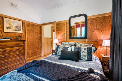 Avalon House - New South Wales Tourism  2