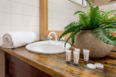 Avalon House - New South Wales Tourism  38