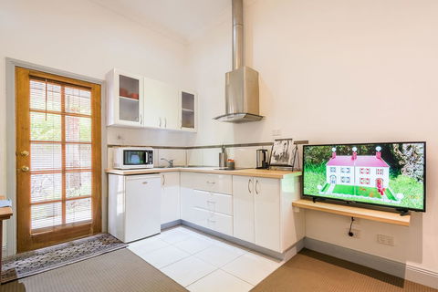 Avalon House - New South Wales Tourism  31