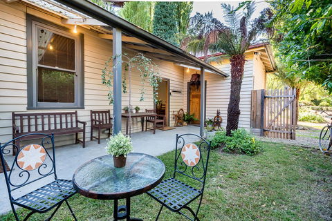 Avalon House - New South Wales Tourism  1