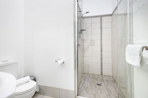 Avalon House - New South Wales Tourism  36