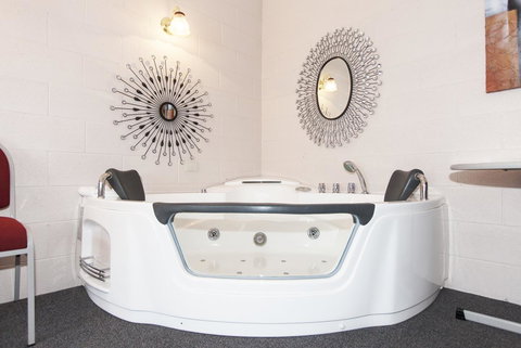 The Grampians Motel - New South Wales Tourism  4