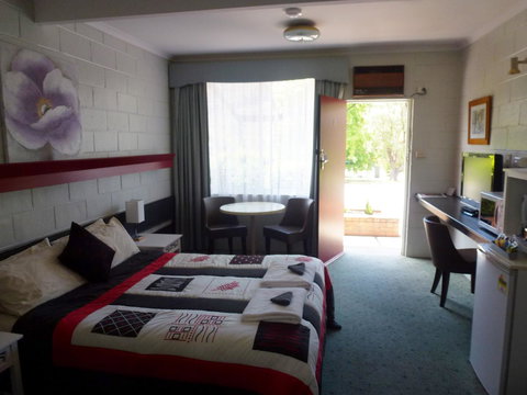 The Grampians Motel - New South Wales Tourism  41