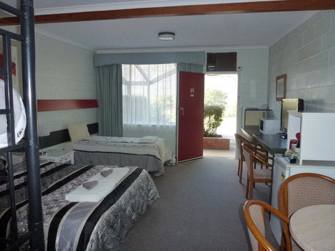 The Grampians Motel - New South Wales Tourism  37