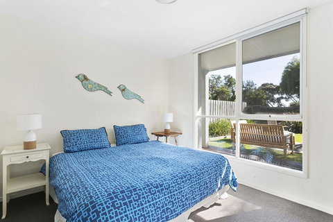 Front Beach House - New South Wales Tourism  19