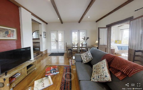 Villa Mallorca - New South Wales Tourism  5