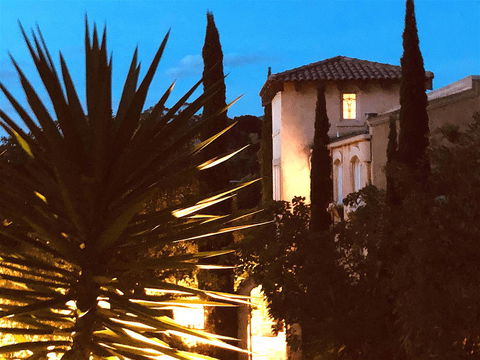 Villa Mallorca - New South Wales Tourism  2